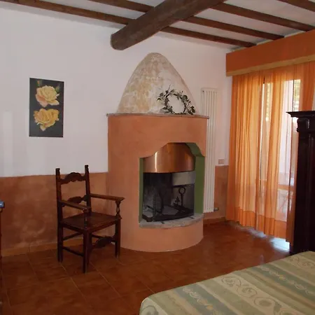 La Francigena Apartahotel Staggia